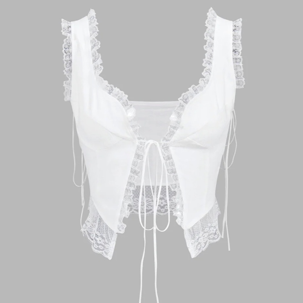 Brand NEW Fly away lace trip crop cami top